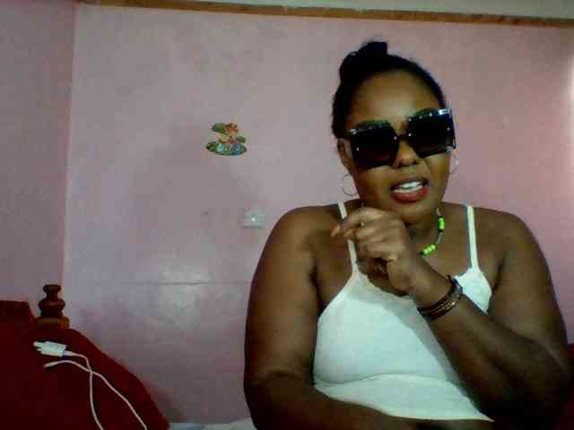 Cynthiarothrock5 webcam