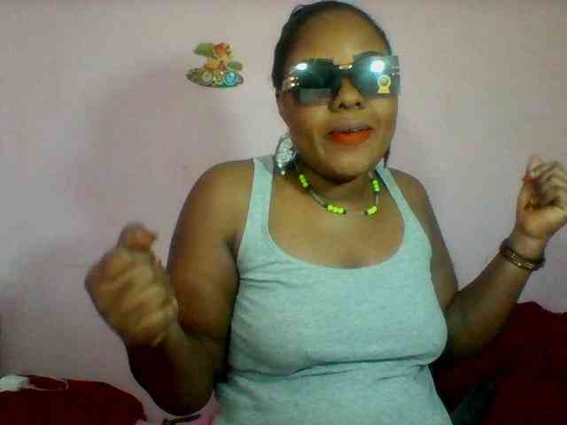Cynthiarothrock5 webcam