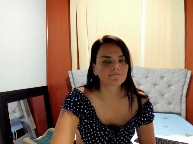 Valymoon-69 webcam bongacams model stream image