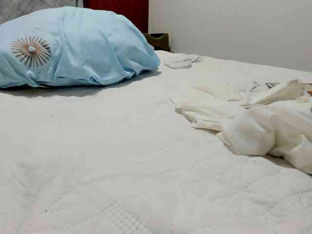Valymoon-69 webcam
