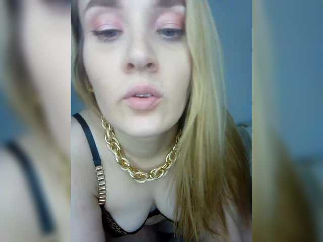 ninimimi5555's BongaCams show and profile