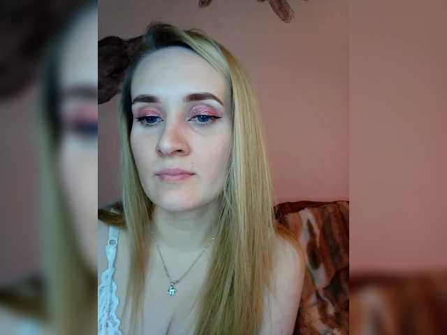 ninimimi5555's BongaCams show and profile