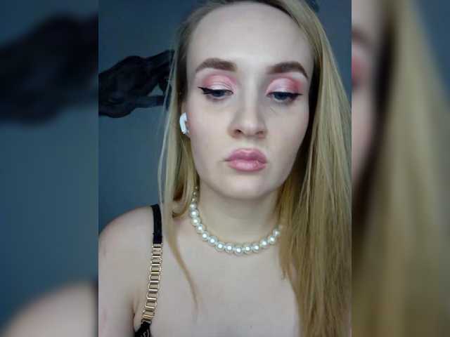 ninimimi5555's BongaCams show and profile