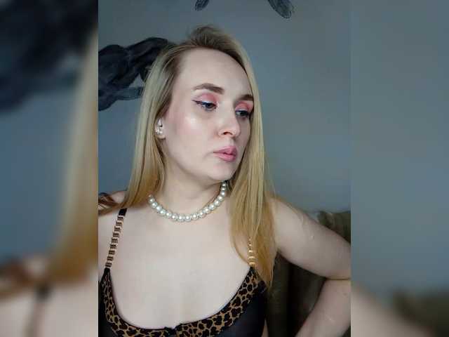 ninimimi5555's BongaCams show and profile