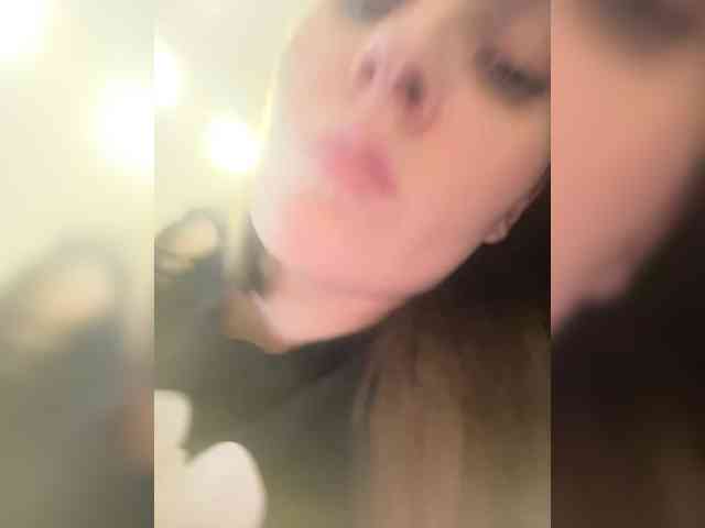 Mary_555 webcam