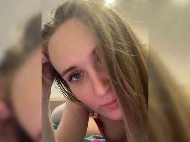 Mary_555 webcam