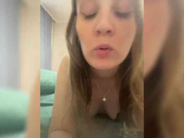 Mary_555 webcam