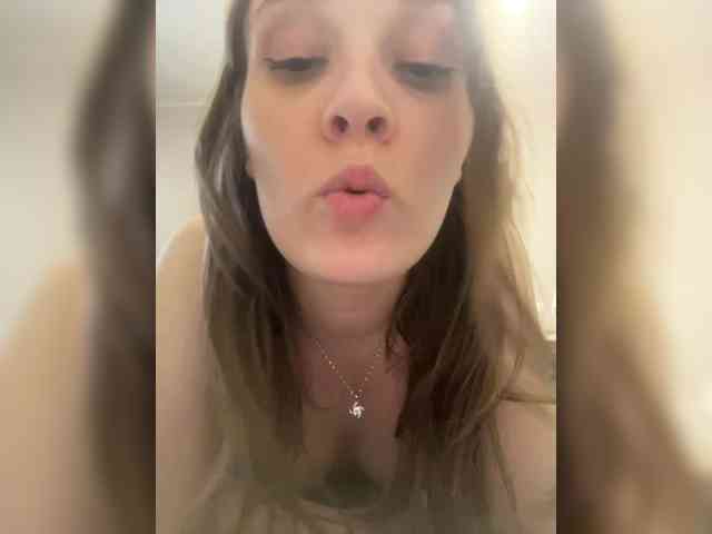 Mary_555 webcam