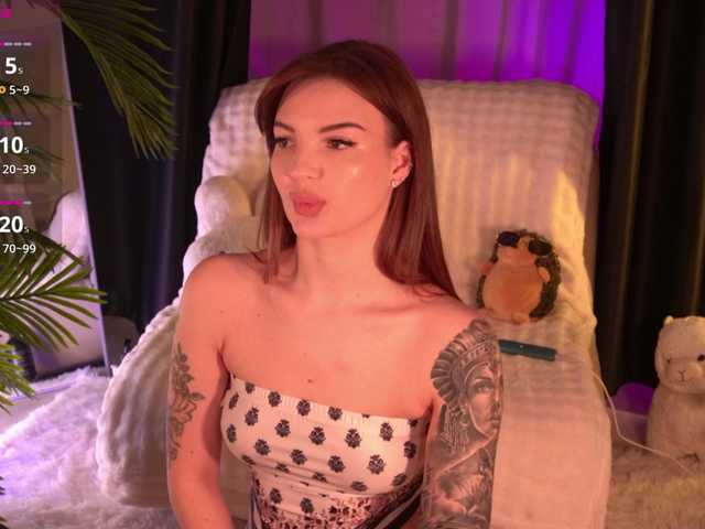 Bannanaa's BongaCams show and profile