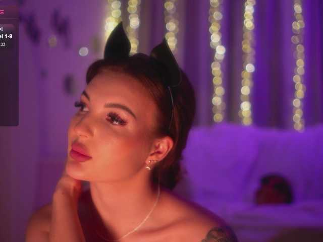 Bannanaa's BongaCams show and profile