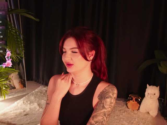 Bannanaa's BongaCams show and profile