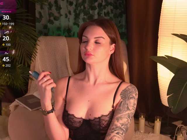 Bannanaa's BongaCams show and profile