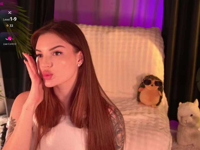 Bannanaa's BongaCams show and profile