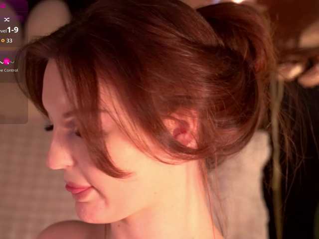 Bannanaa's BongaCams show and profile