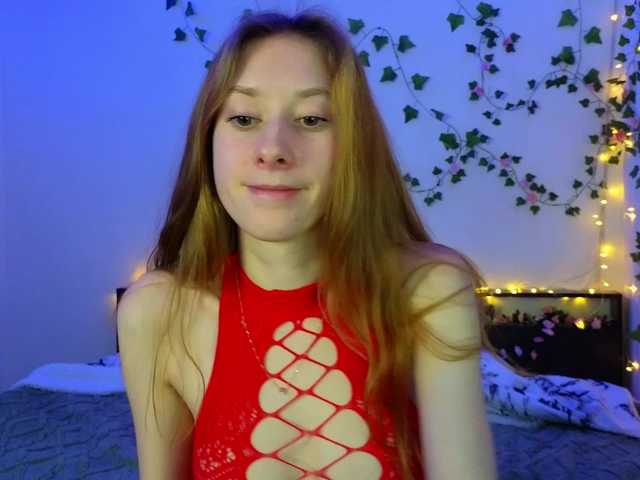 Candy-Floss's BongaCams show and profile