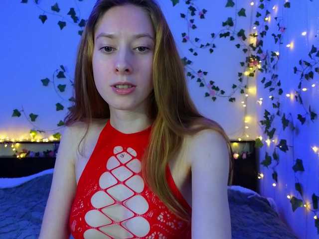 Candy-Floss's BongaCams show and profile