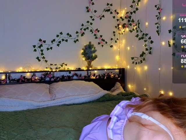 Candy-Floss's BongaCams show and profile