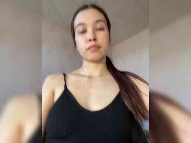anya-del webcam