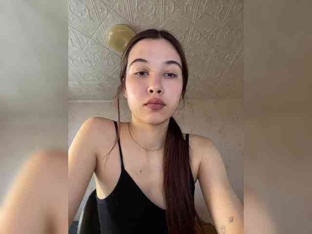 anya-del webcam