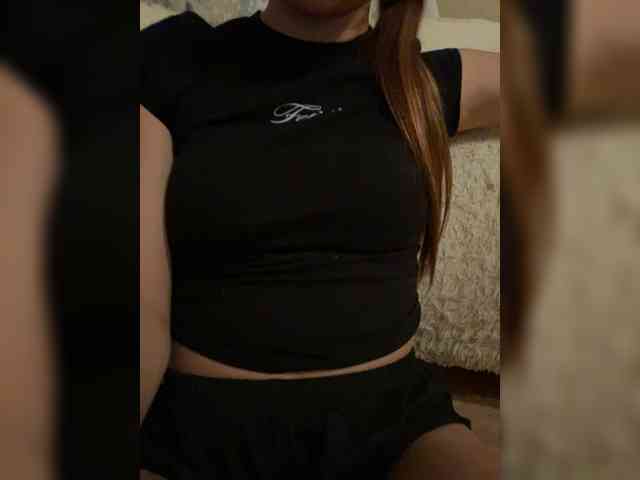 anya-del webcam