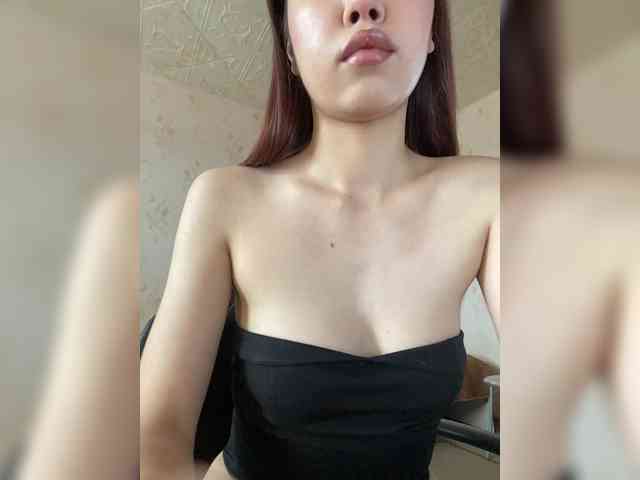 anya-del webcam