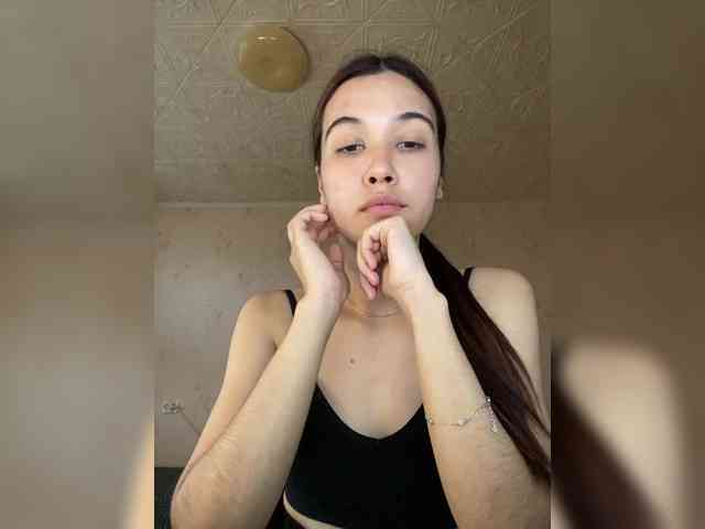 anya-del webcam