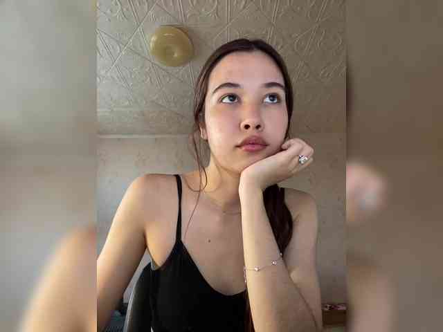 anya-del webcam