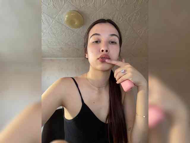 anya-del webcam