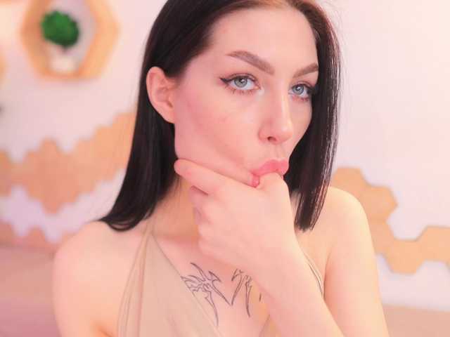 MayaMoon's BongaCams show and profile