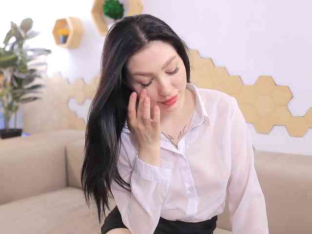 MayaMoon webcam