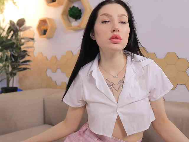 MayaMoon webcam