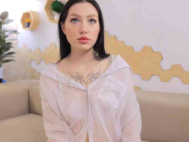 MayaMoon webcam