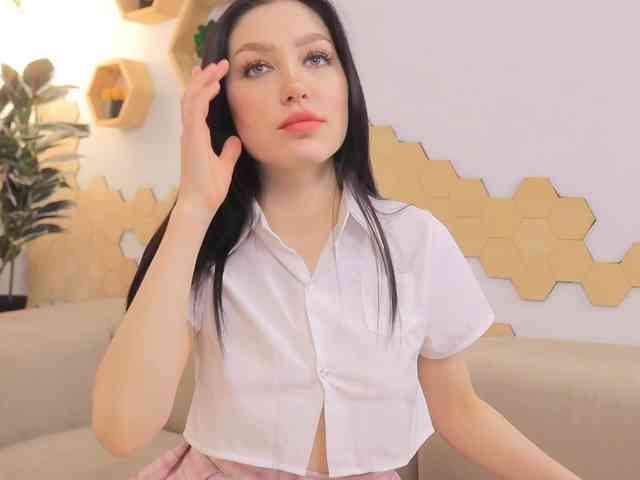 MayaMoon webcam