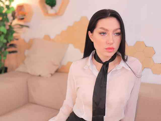MayaMoon webcam