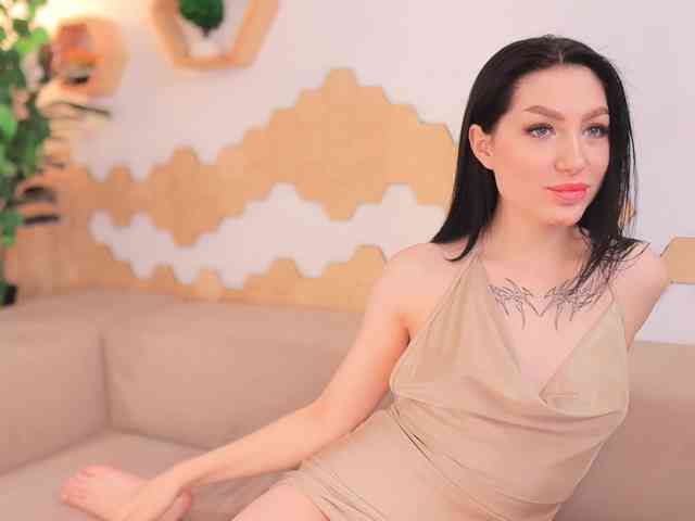 MayaMoon webcam