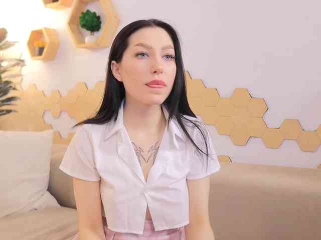 MayaMoon webcam