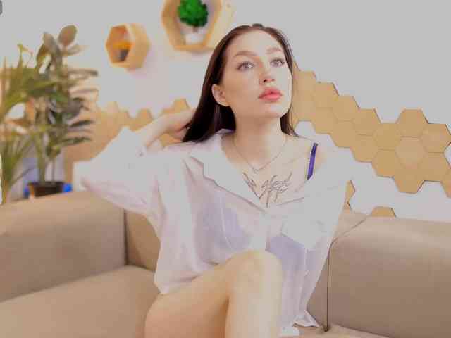 MayaMoon webcam