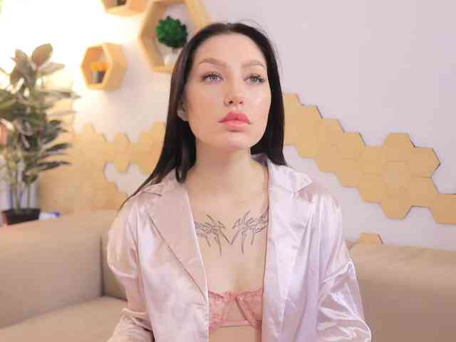 MayaMoon webcam