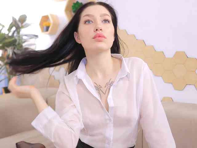 MayaMoon webcam