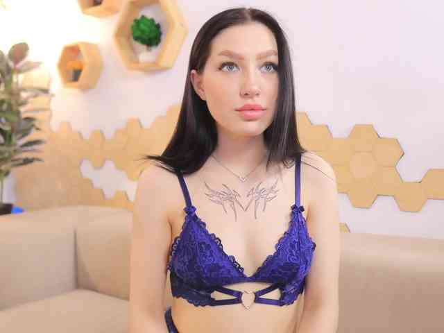 MayaMoon webcam