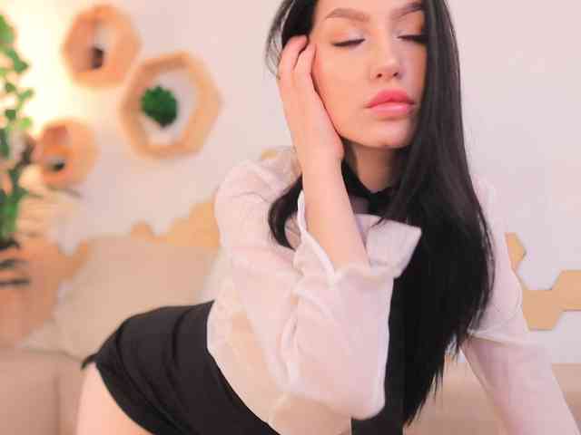 MayaMoon webcam