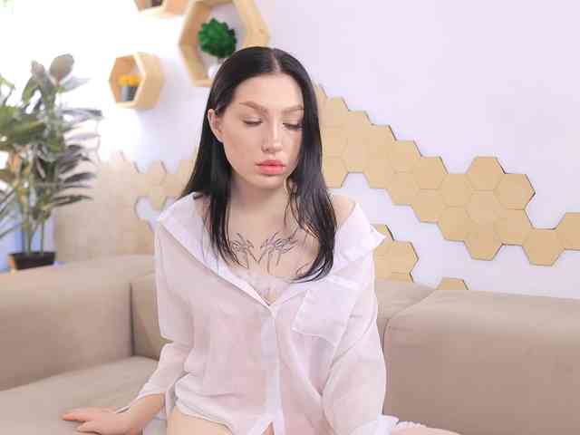 MayaMoon webcam