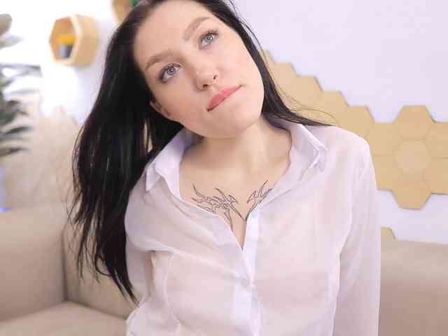 MayaMoon webcam