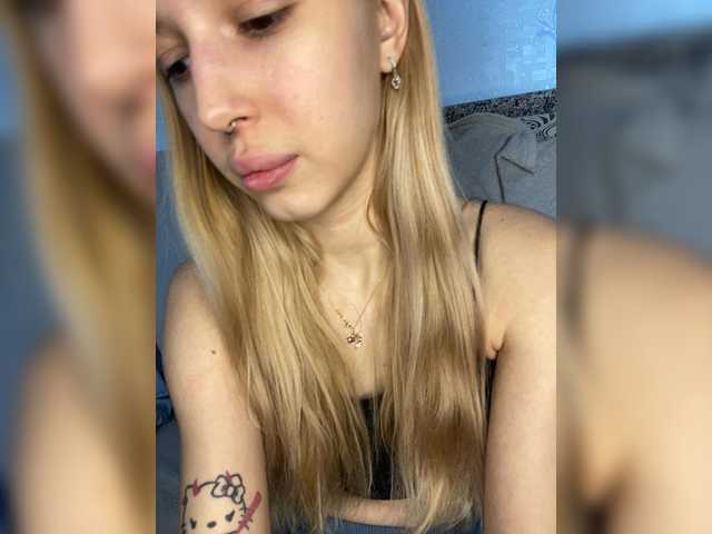 LinaTwins's BongaCams show and profile