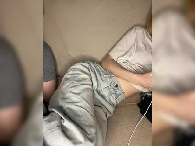 LinaTwins's BongaCams show and profile