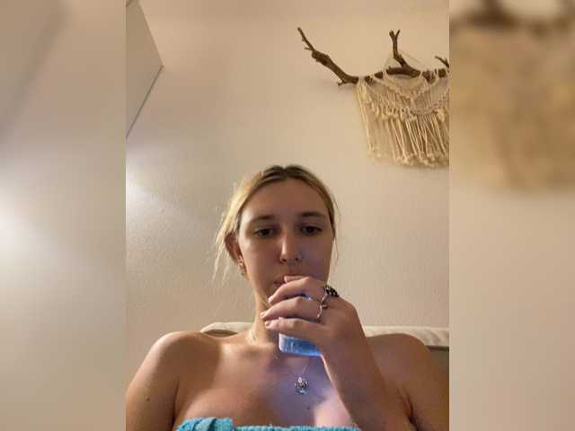 LinaTwins from BongaCams is Freechat