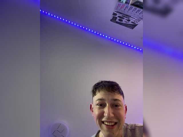 LinaTwins chat room