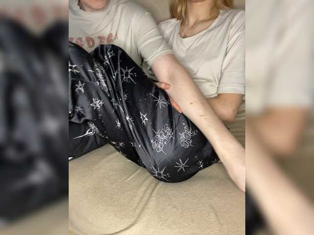 LinaTwins's BongaCams show and profile