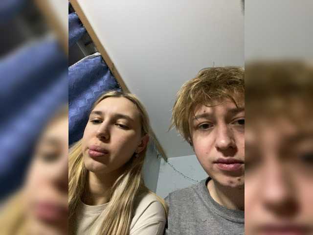 LinaTwins's BongaCams show and profile