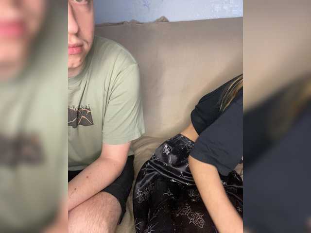 LinaTwins's BongaCams show and profile